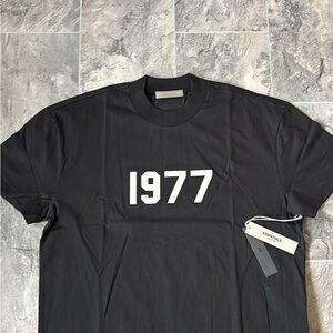 Essentials Black Short Sleeve 1977 Tee